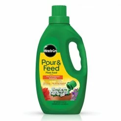 Miracle-Gro Pour & Feed Plant Food, 32 fl. oz. - 1006002 - Fertilizers